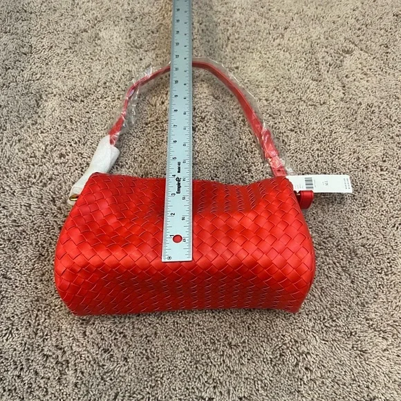 NWT new Anthropologie woven shoulder bag red faux leather zipper purse - Picture 5 of 14